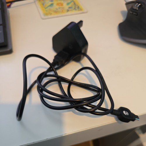 Geniune doro usb charger - doro,